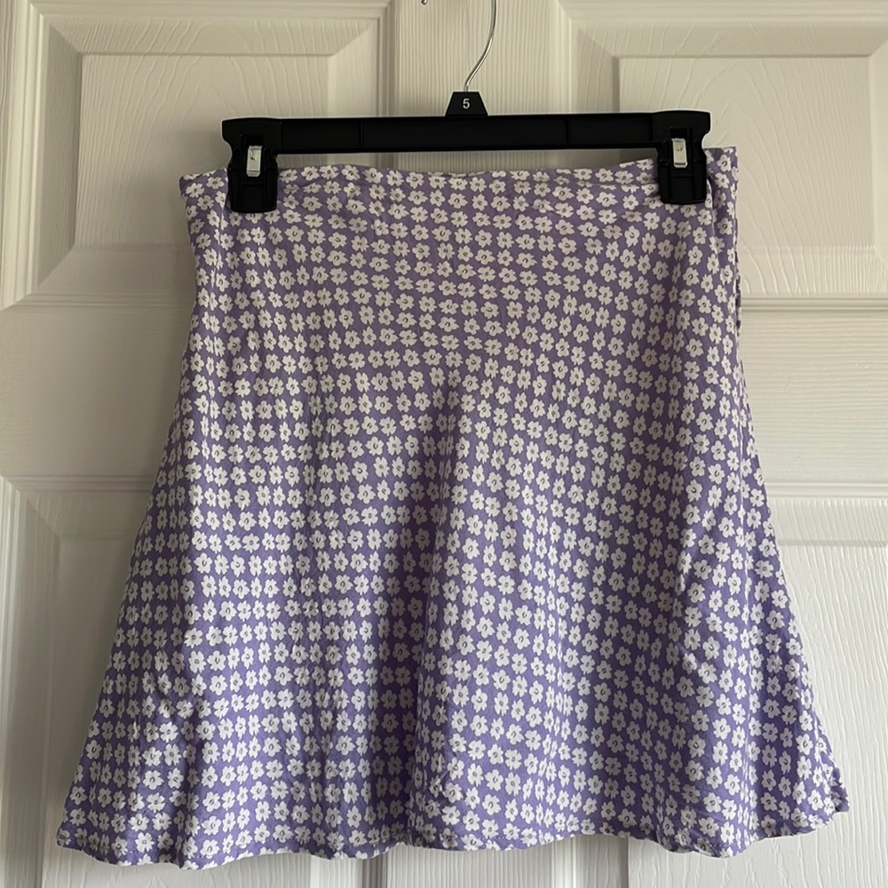 H & M Divided Floral Mini Skirt